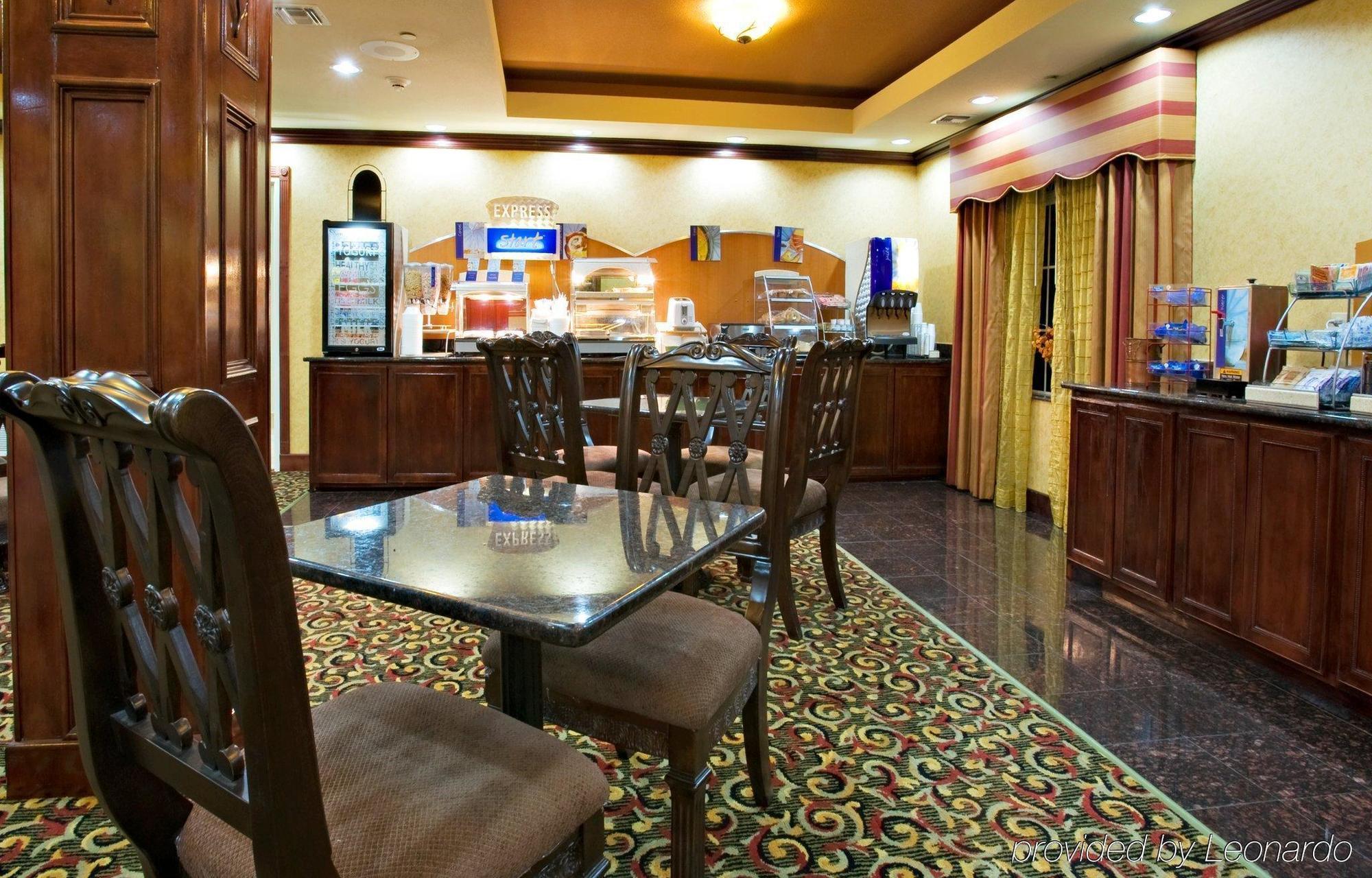 Holiday Inn Express Hotel & Suites Amarillo East, An Ihg Hotel Restaurant photo
